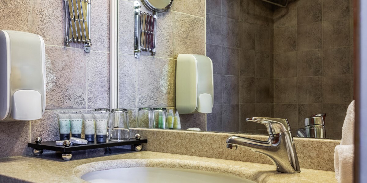 חדר קומפורט | מלון ענבר ערד