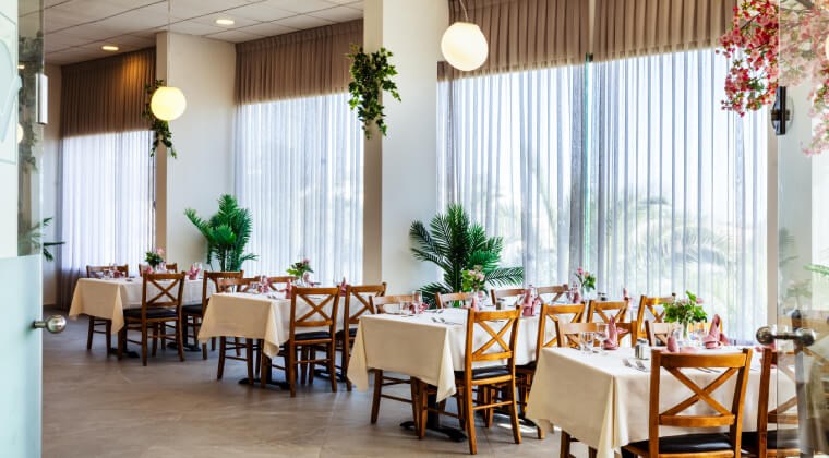 מלון ענבר ערד - מסעדת ספיר מלון ענבר ערד - מסעדת ספיר